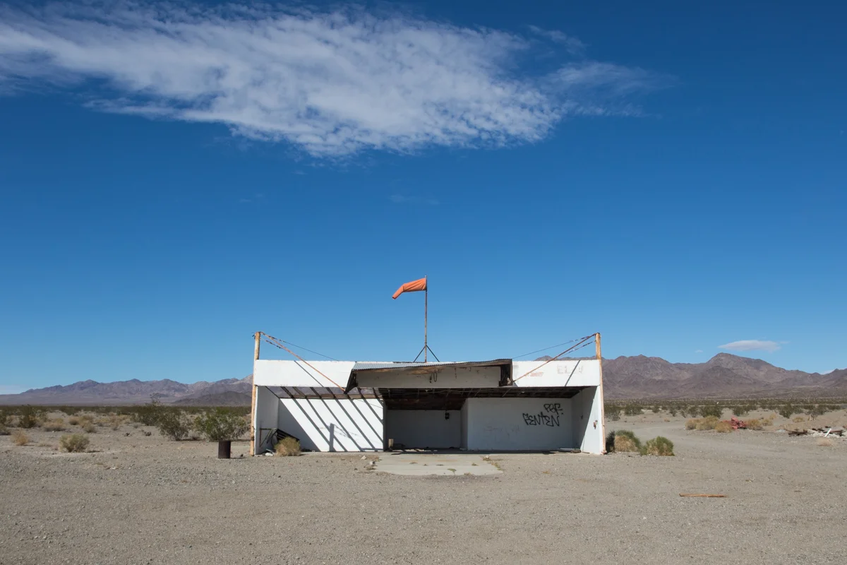 Abandoned Airport - Amboy, California 2017