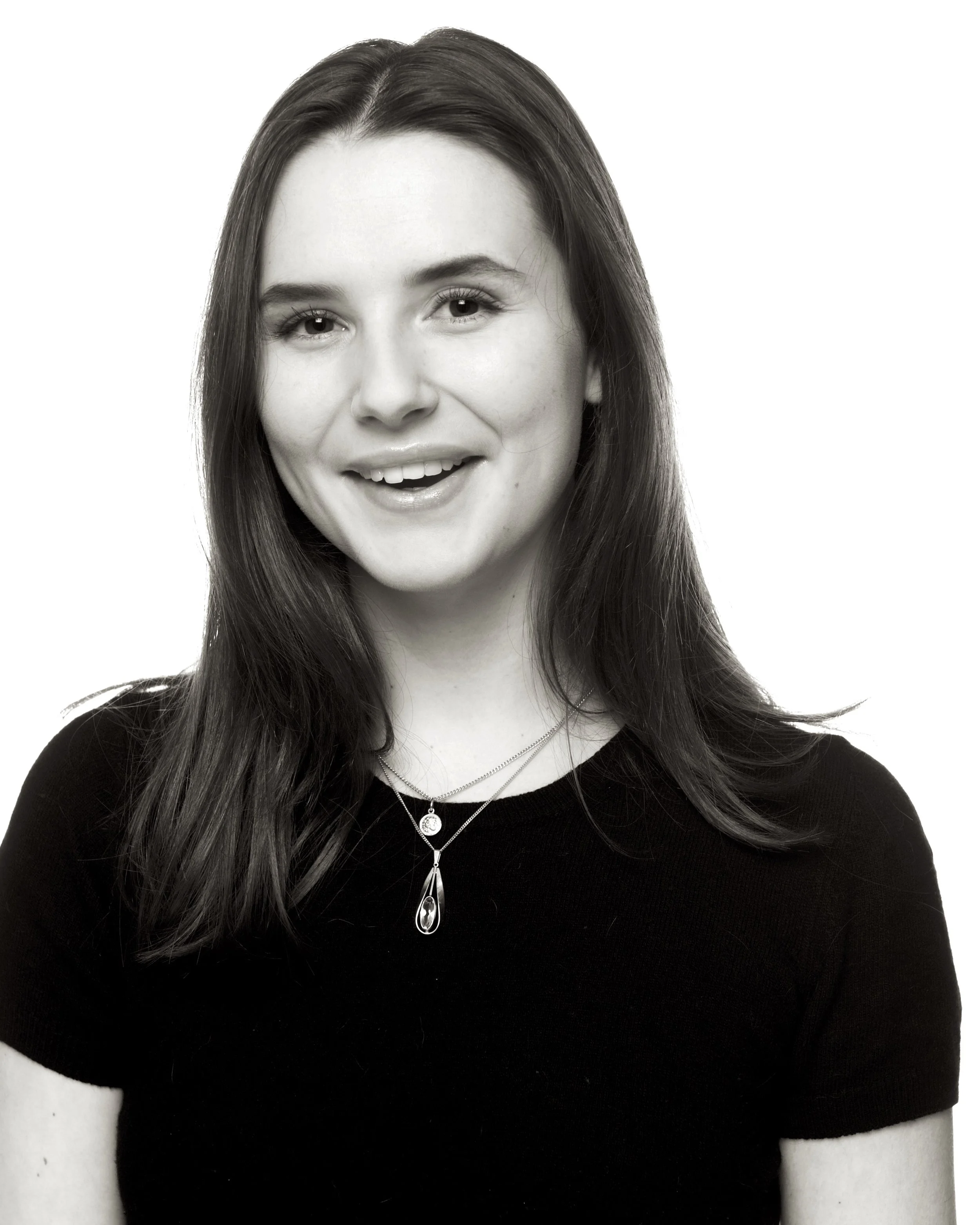 Anna Gjermundsen, Kundepleier og bare helt fantatsik hyggelig