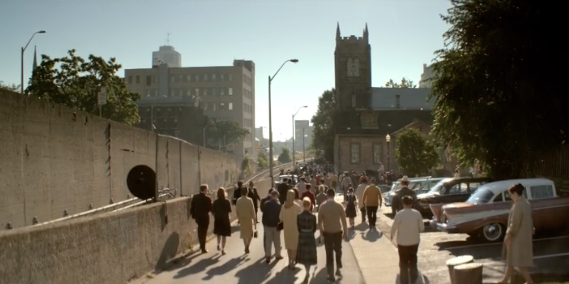 Ext Dallas Street Screen Cap