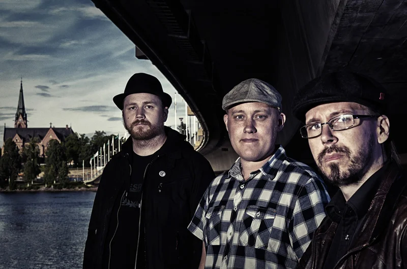 Kardinal Synd. Från vänster: Carl Svedjehed, Love Sundlöf (guliigull) och Martin Runnzell.