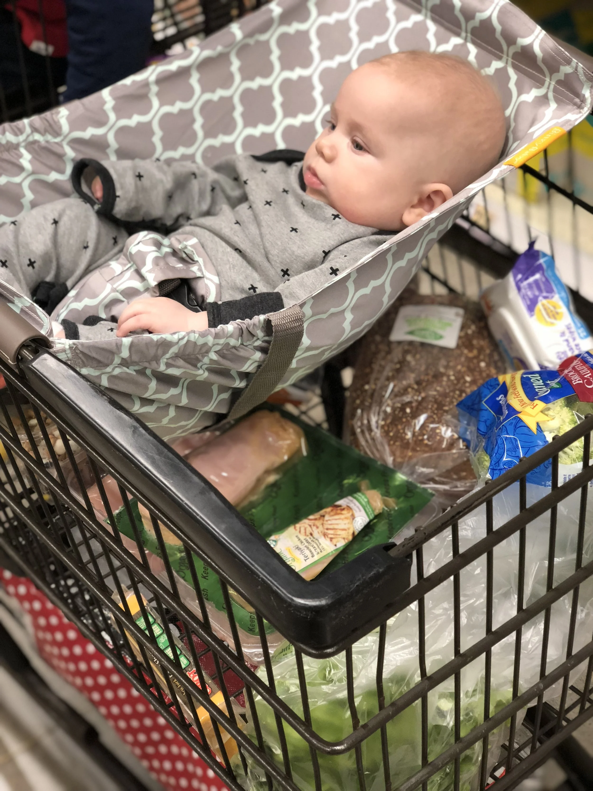 As you can see, you can fit your groceries under the Binxy!