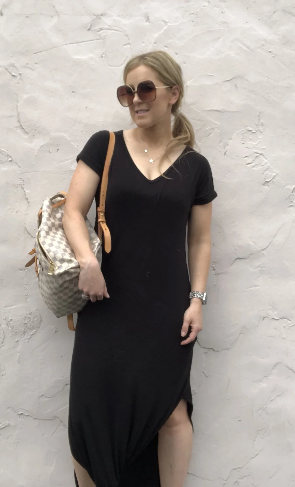 The oversized sunnies and the maxi dress! I always tie the front part of the bottom!