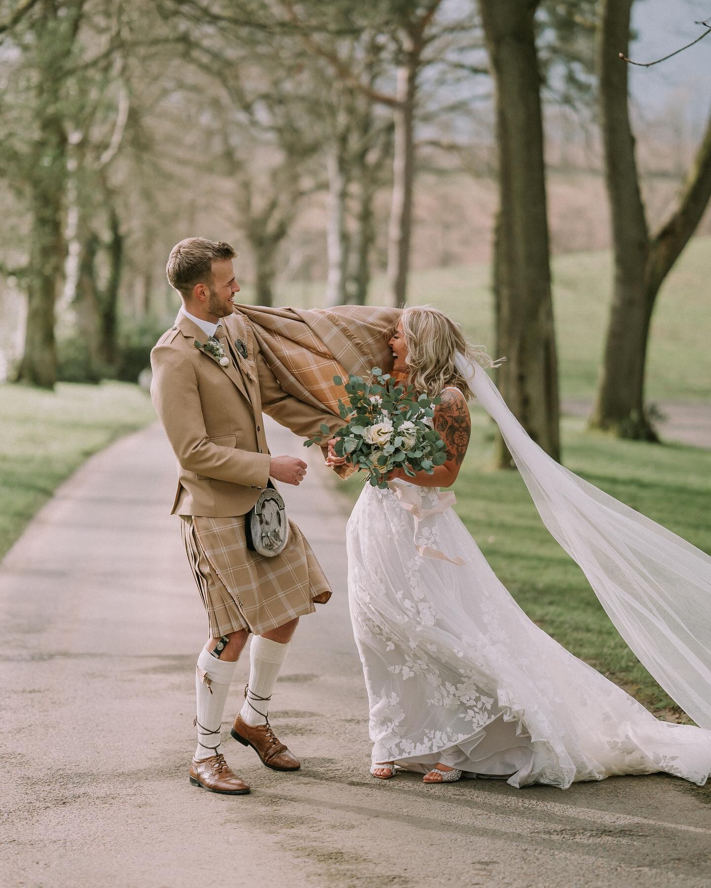 More preview snippets from Tara &amp; Jamie&rsquo;s incredible wedding day at @enterkine_country_house_resort 💗
.
.
.
.
.
#nikon #wedding #letsgetmarried #enterkine #enterkinehouse #enterkinehousehotel #enterkinewedding #enterkinehousewedding #enter