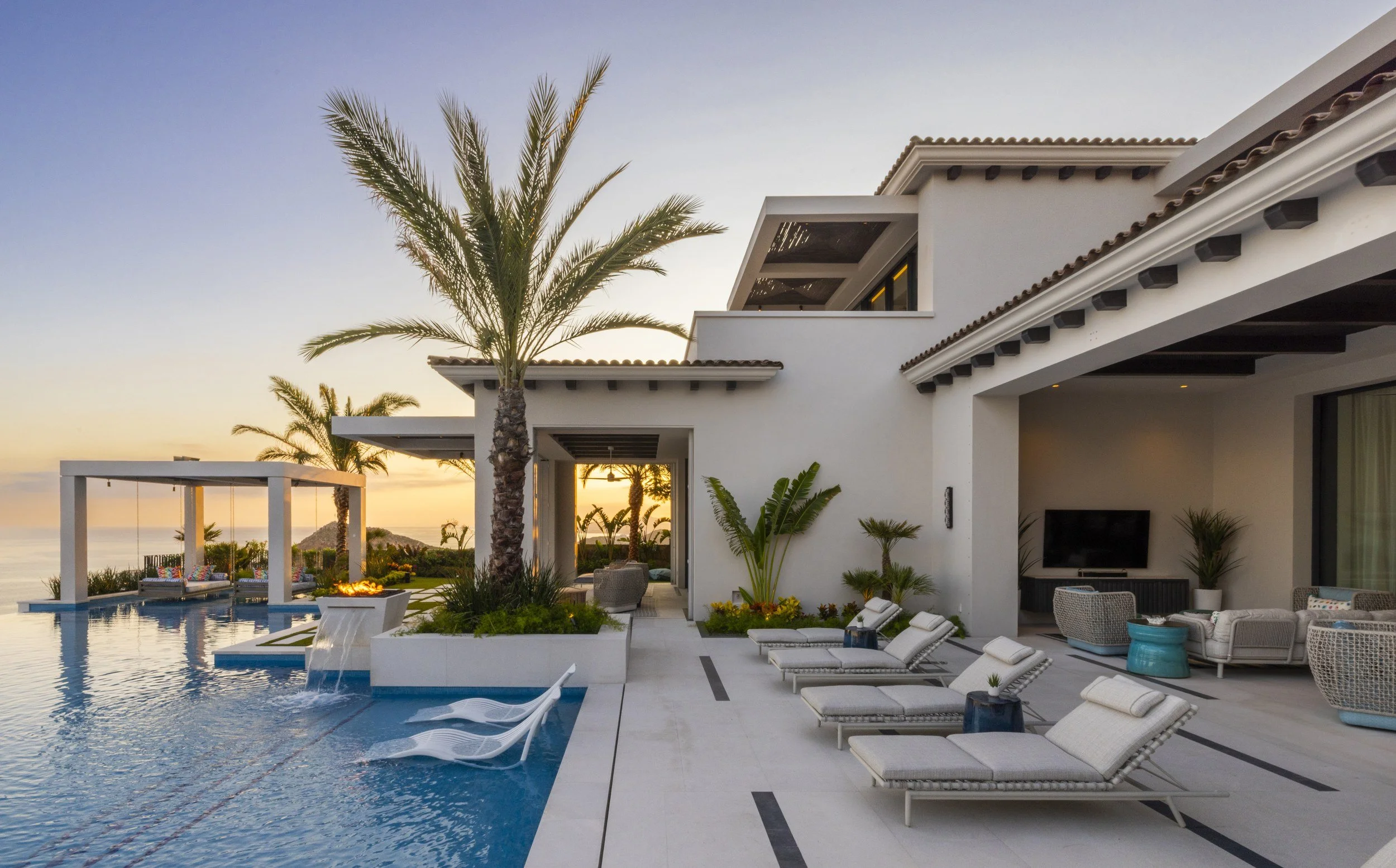 RDG-contact-banner-pool-sunset.jpg