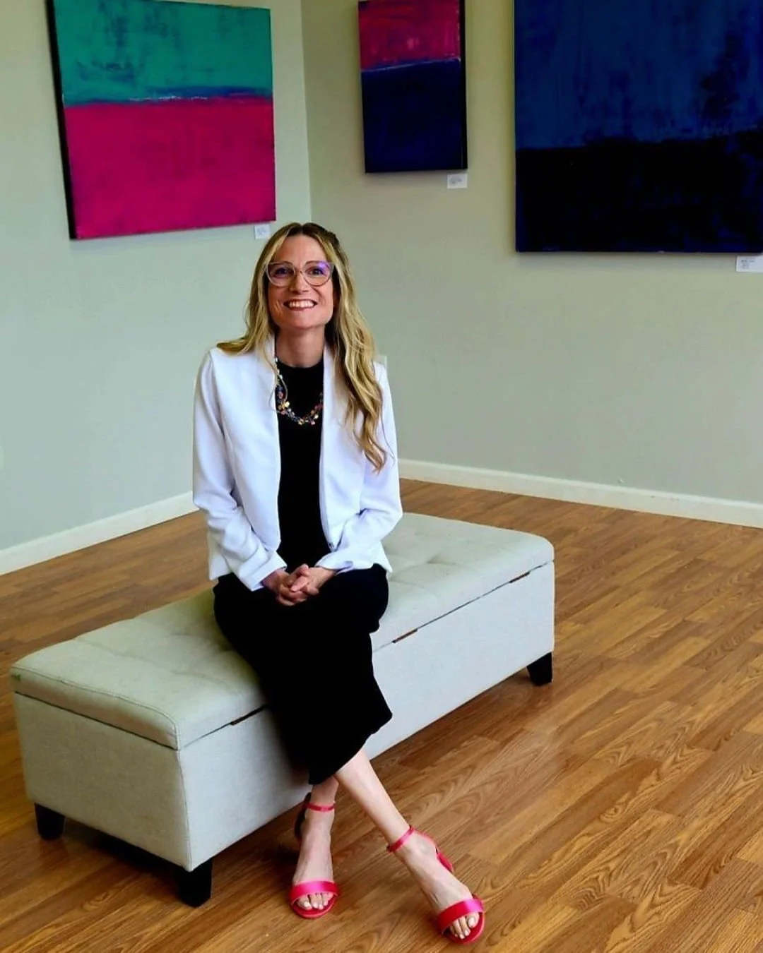 Congratulations to Curated Storefront Studios artist, Jennifer Vincik, for being the next featured artist for the State and Federal Communications in partnership with ArtsNow!

Check out her latest works on October 9th from 4-6PM at State and Federal