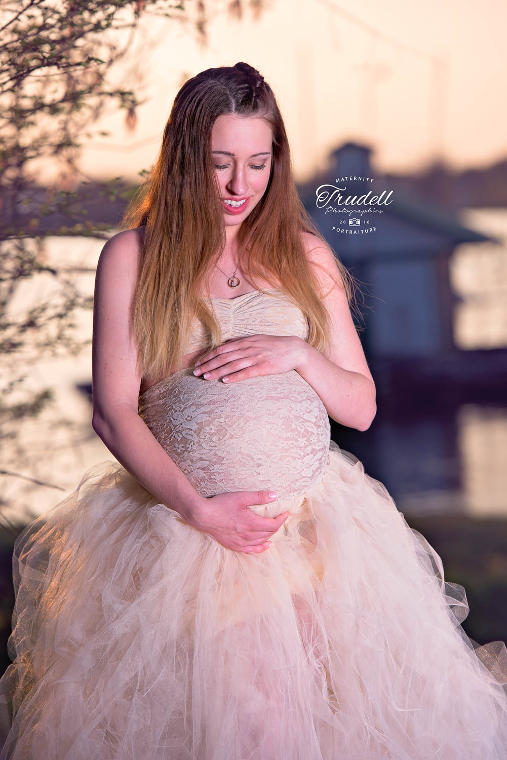 Kristi Maternity Watermarked Blog-4.jpg