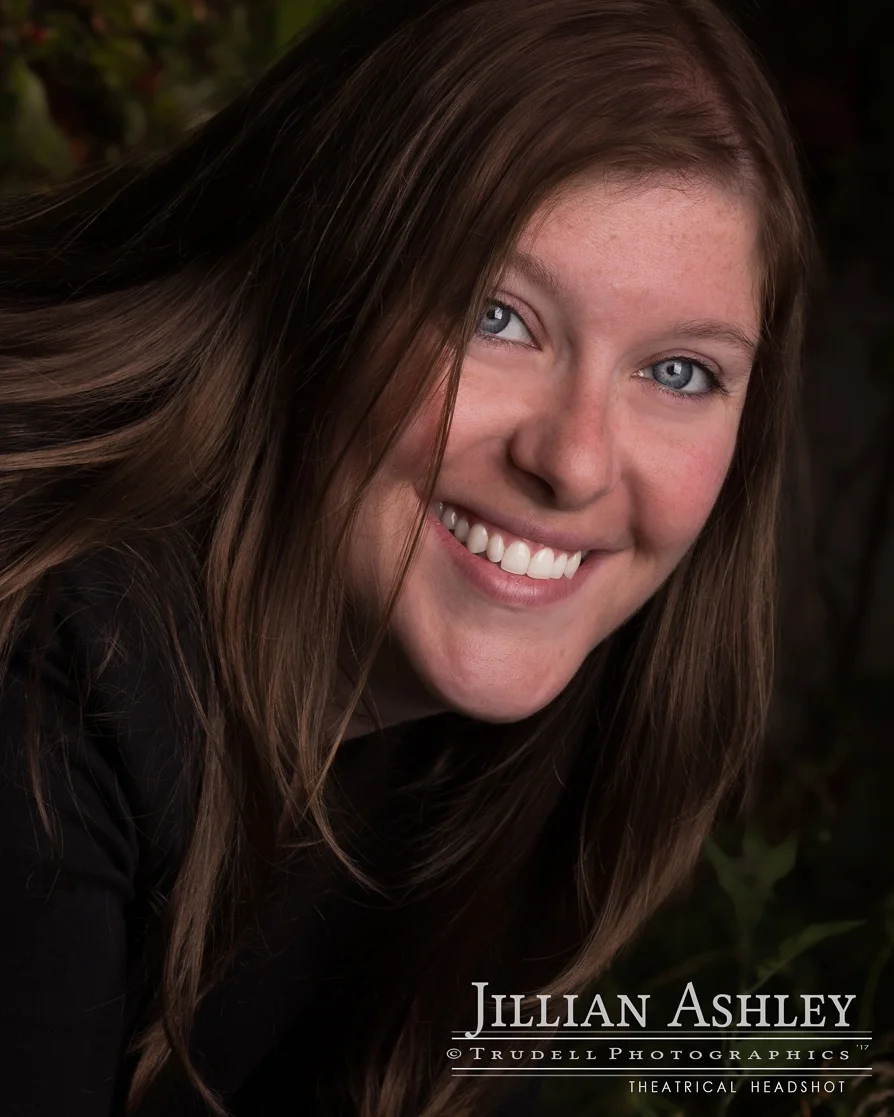 Jillian Ashley as she looked for most of the session. Some people have "RBF," but this seems to be her resting face. I bet she does this in her sleep.... so happy! And dare I again point to THOSE EYES!