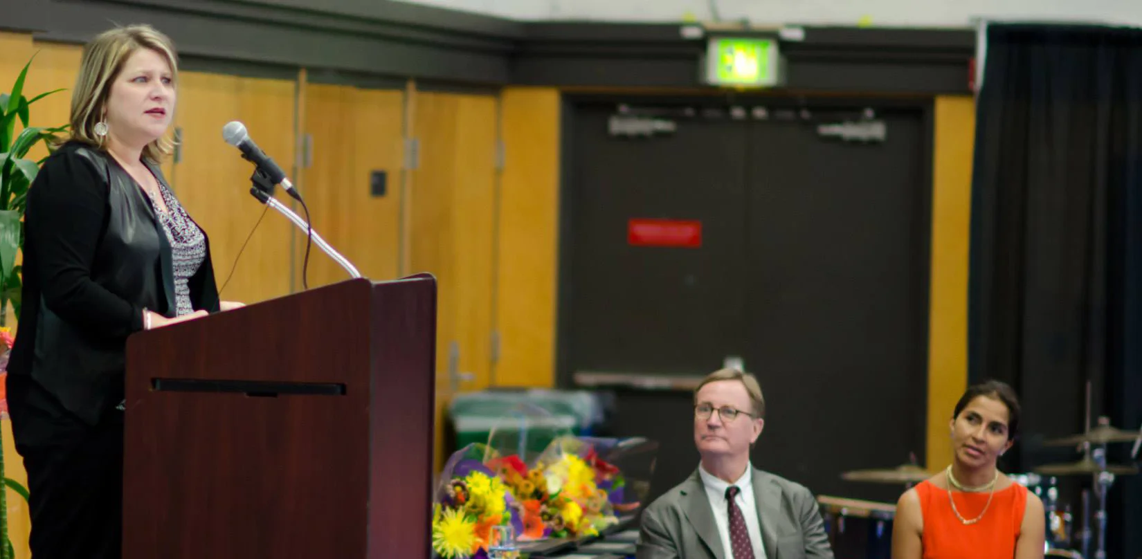 Gwen-at-Lectern3.jpg