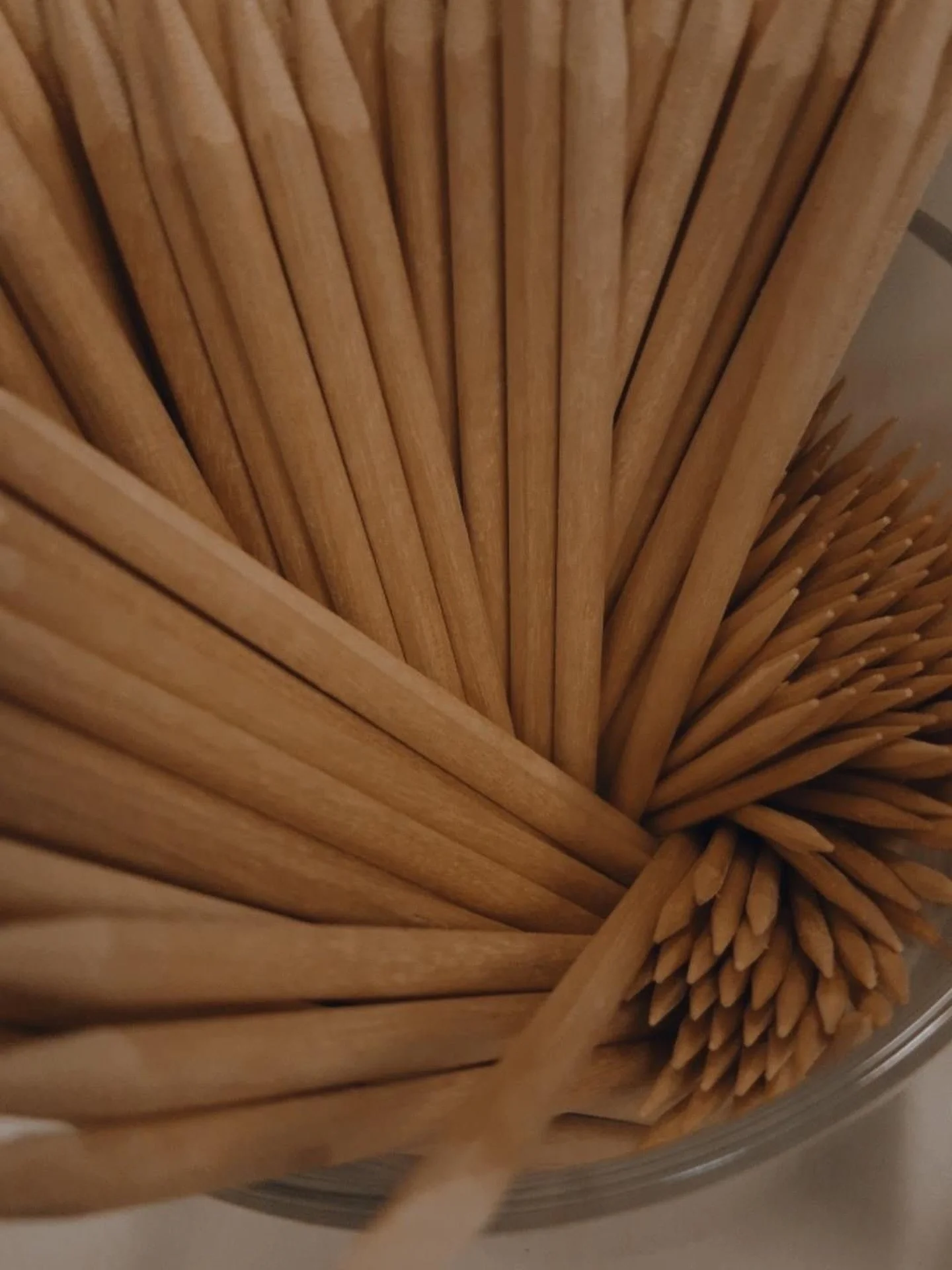 R E M I N D E R : Time to book your next brow wax πΏ