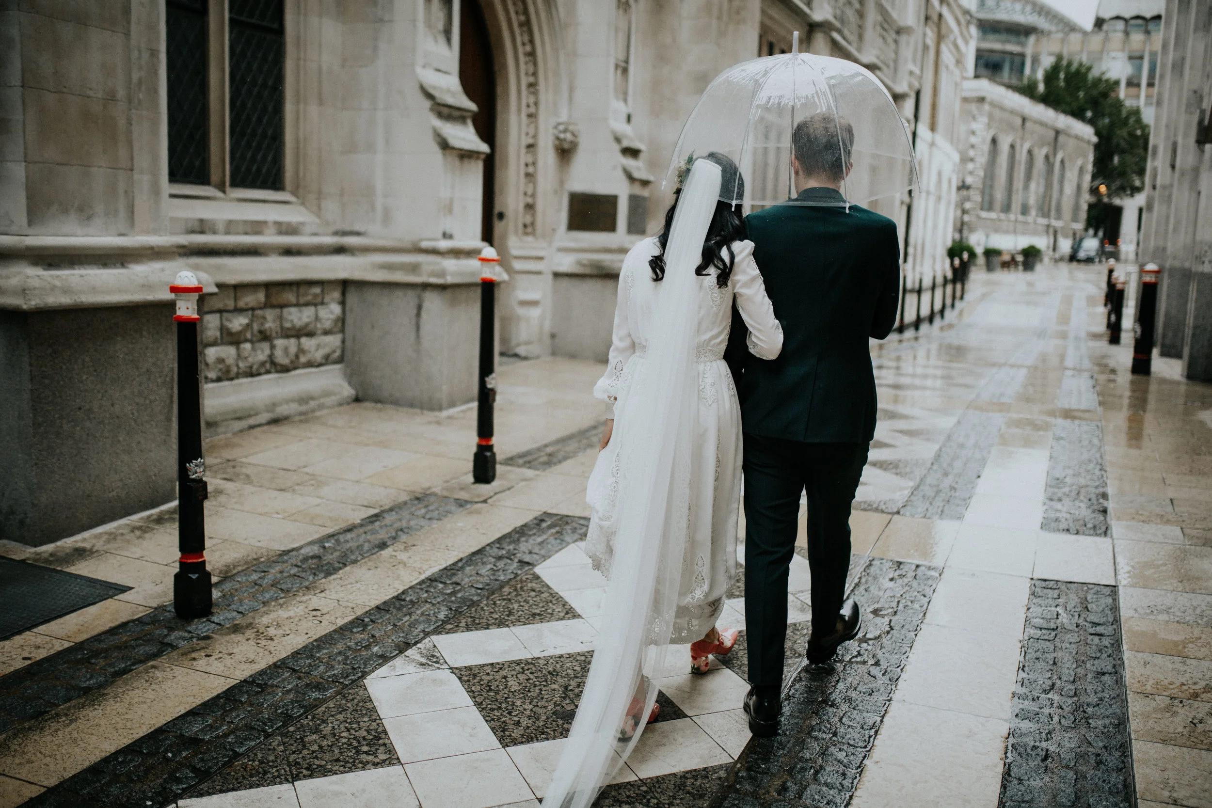 London city centre couples portraits
