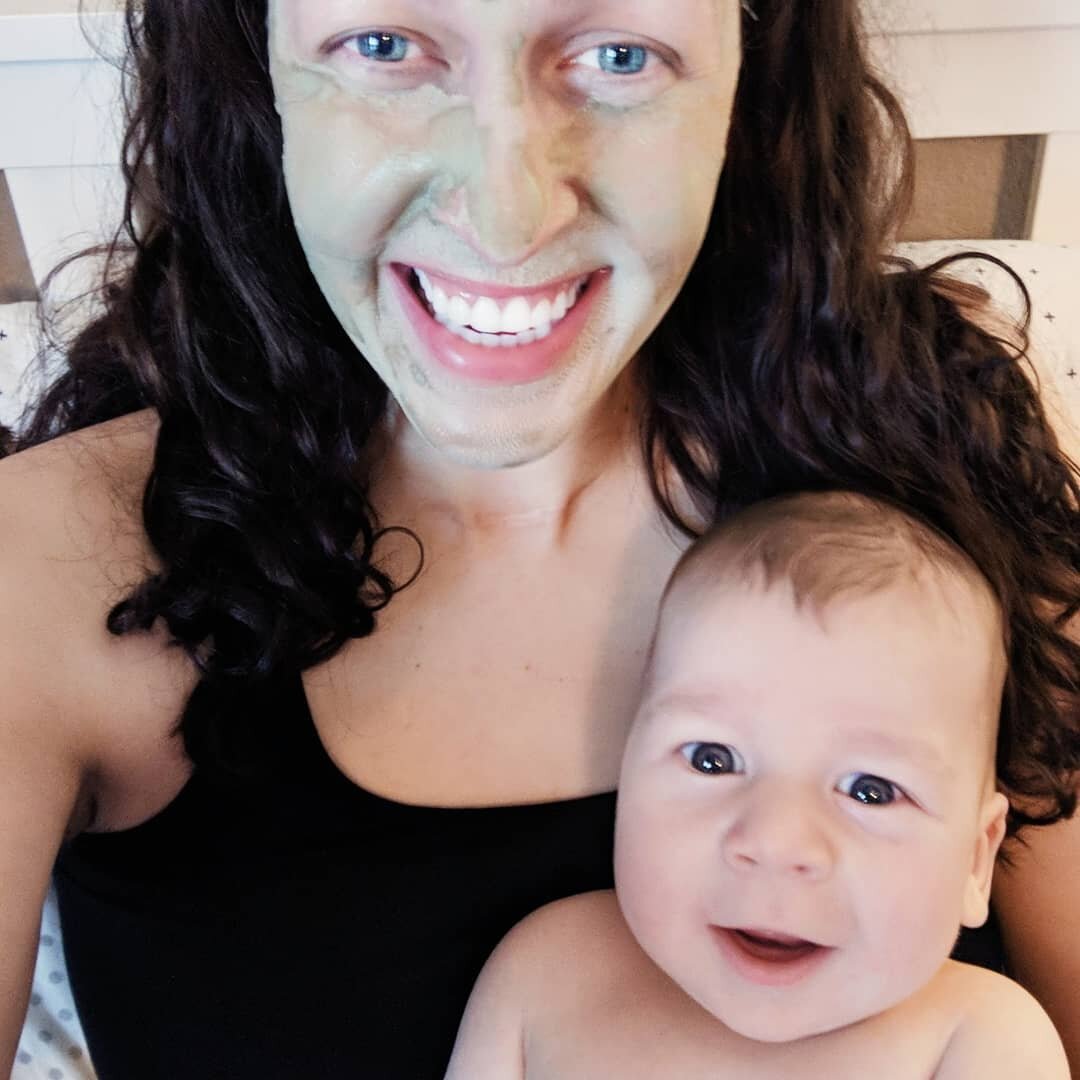 The #healthyladyhappybabychallenge is on! Motherhood is more than a full-time gig, and generally, we respond to it by putting ourselves last. I am so proud to be an ambassador for this campaign, helping to create a safe space for women to lead health