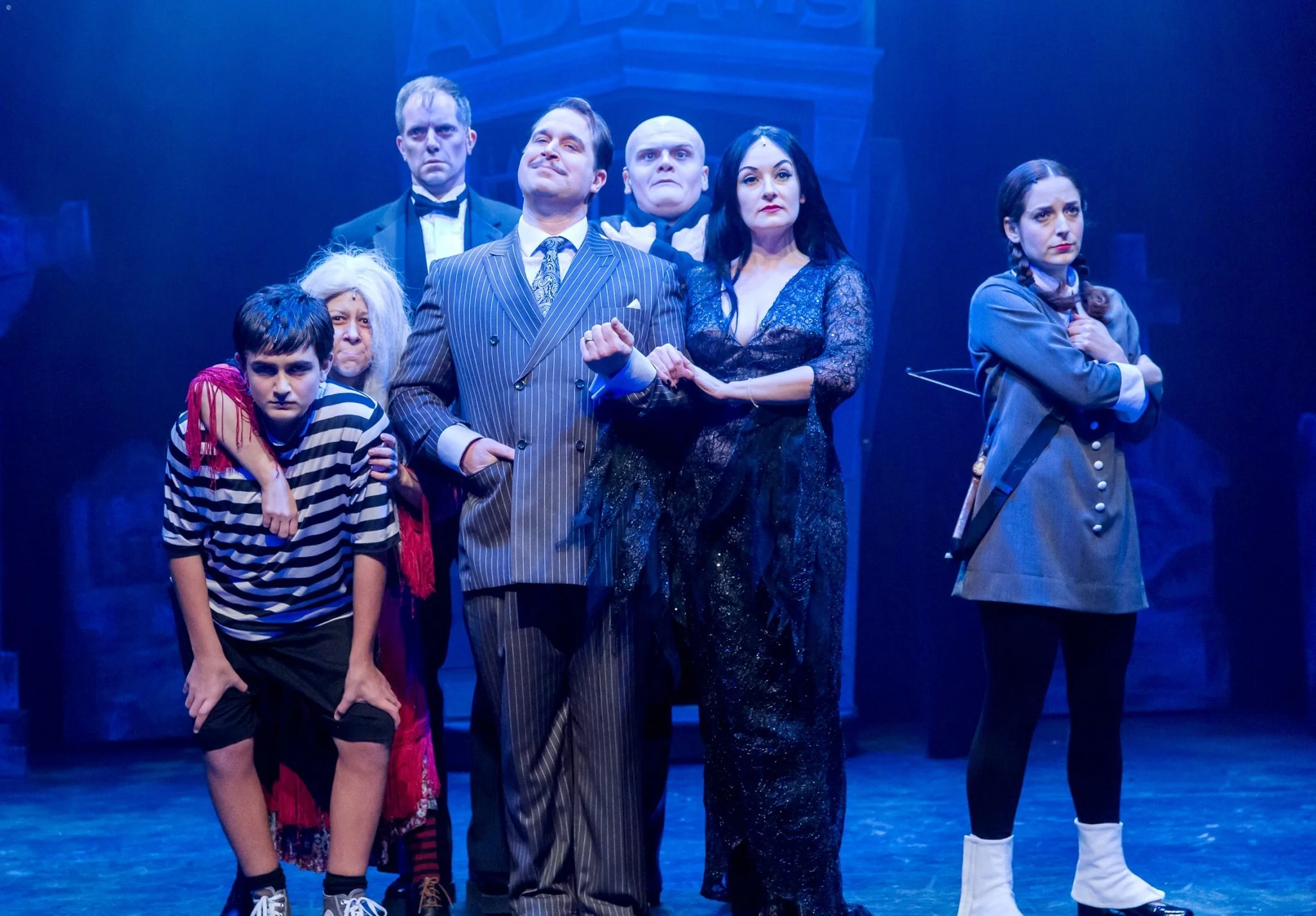 ct-addams-family-review-20150209.jpg