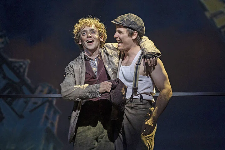 Para_Newsies_MKurowski_APrakken_1_web_by Liz Lauren.jpg