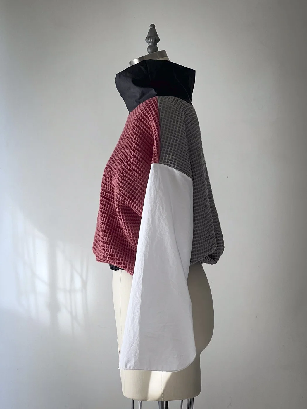 MACHIN-MACHINE-blouse-abeille-pompéi-3.jpg