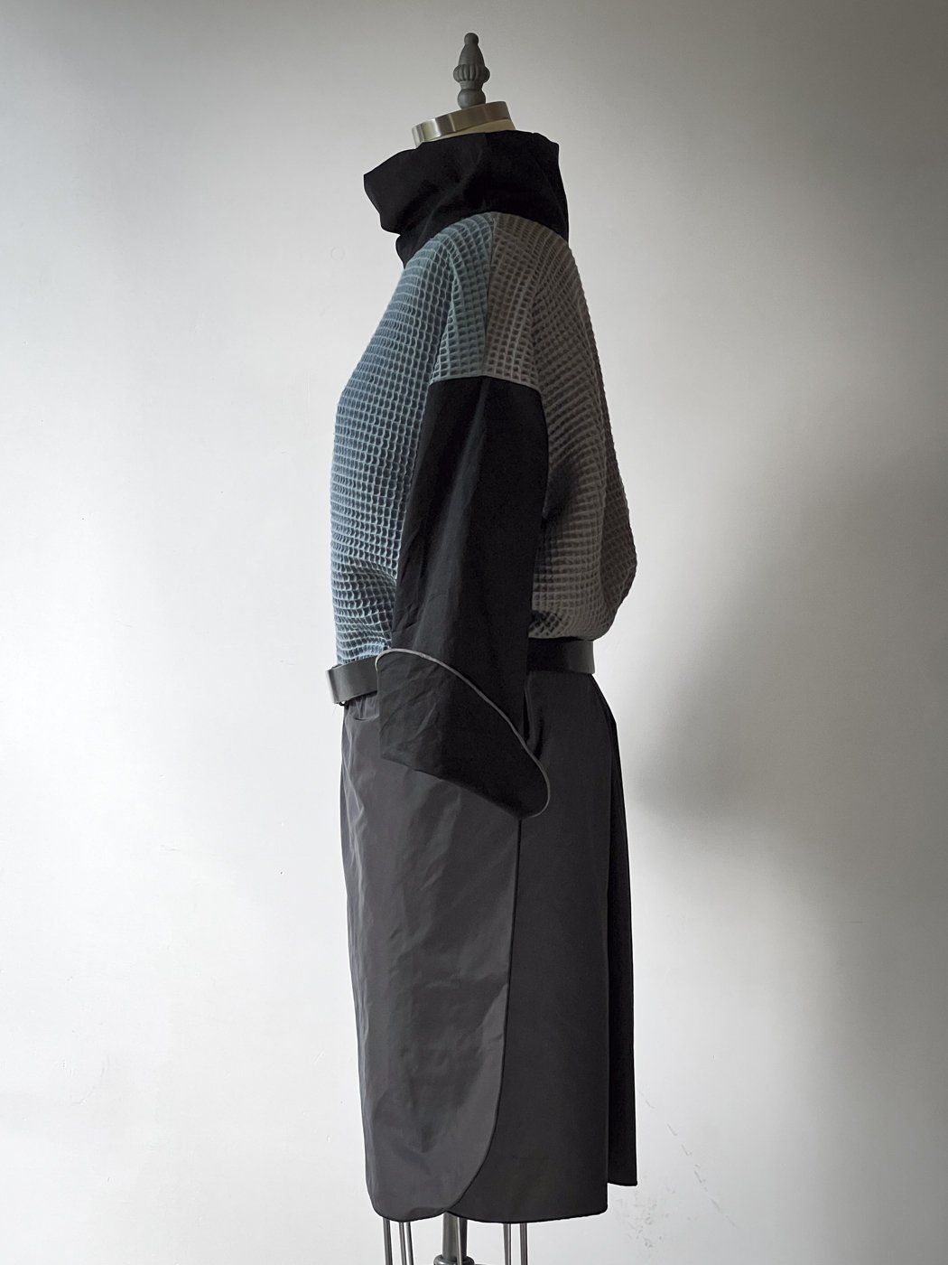 MACHIN-MACHINE-Robe-bleu-parachute-4.jpg