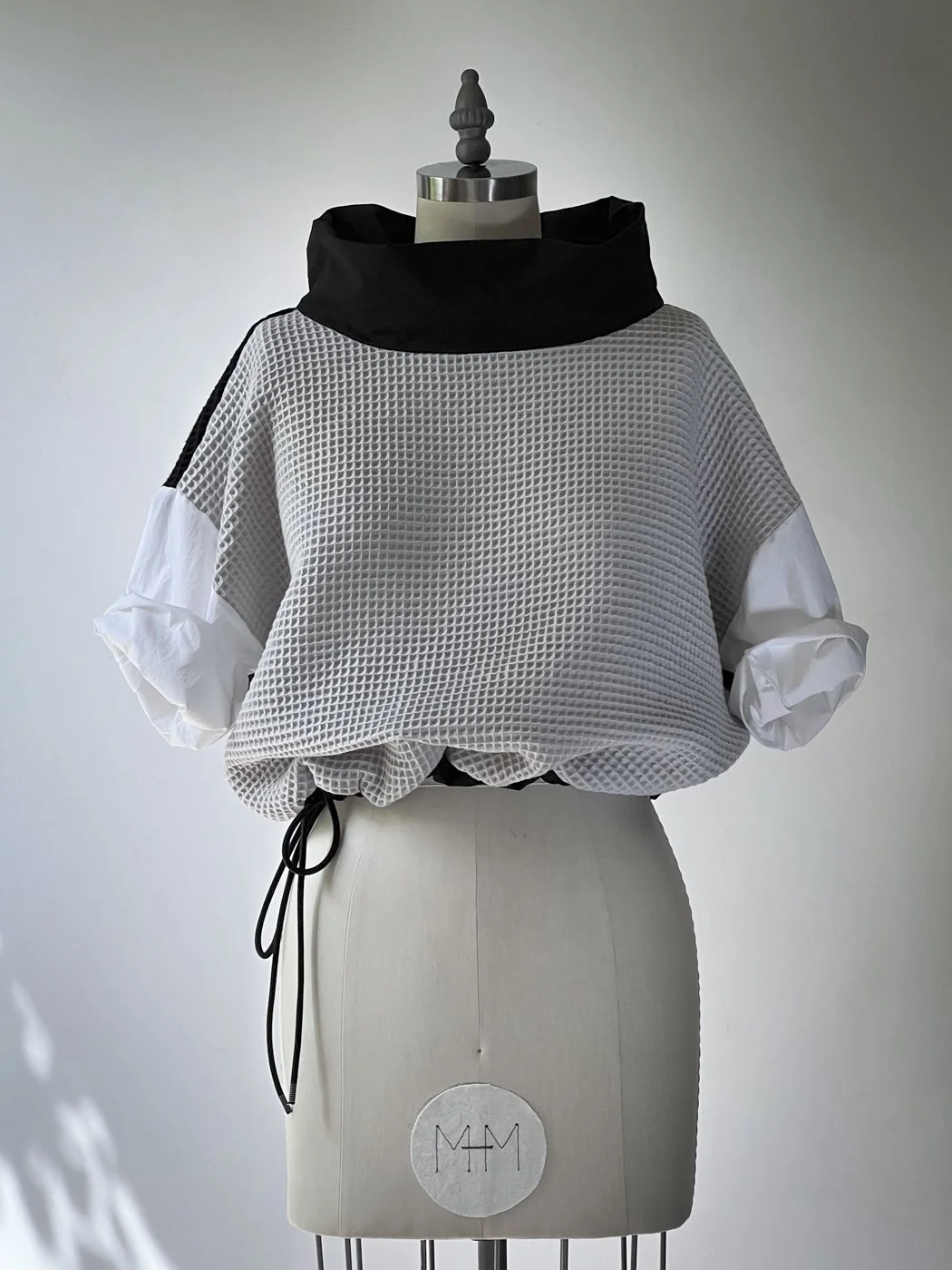 MACHIN-MACHINE-Blouse-noir-blanc-5.jpg
