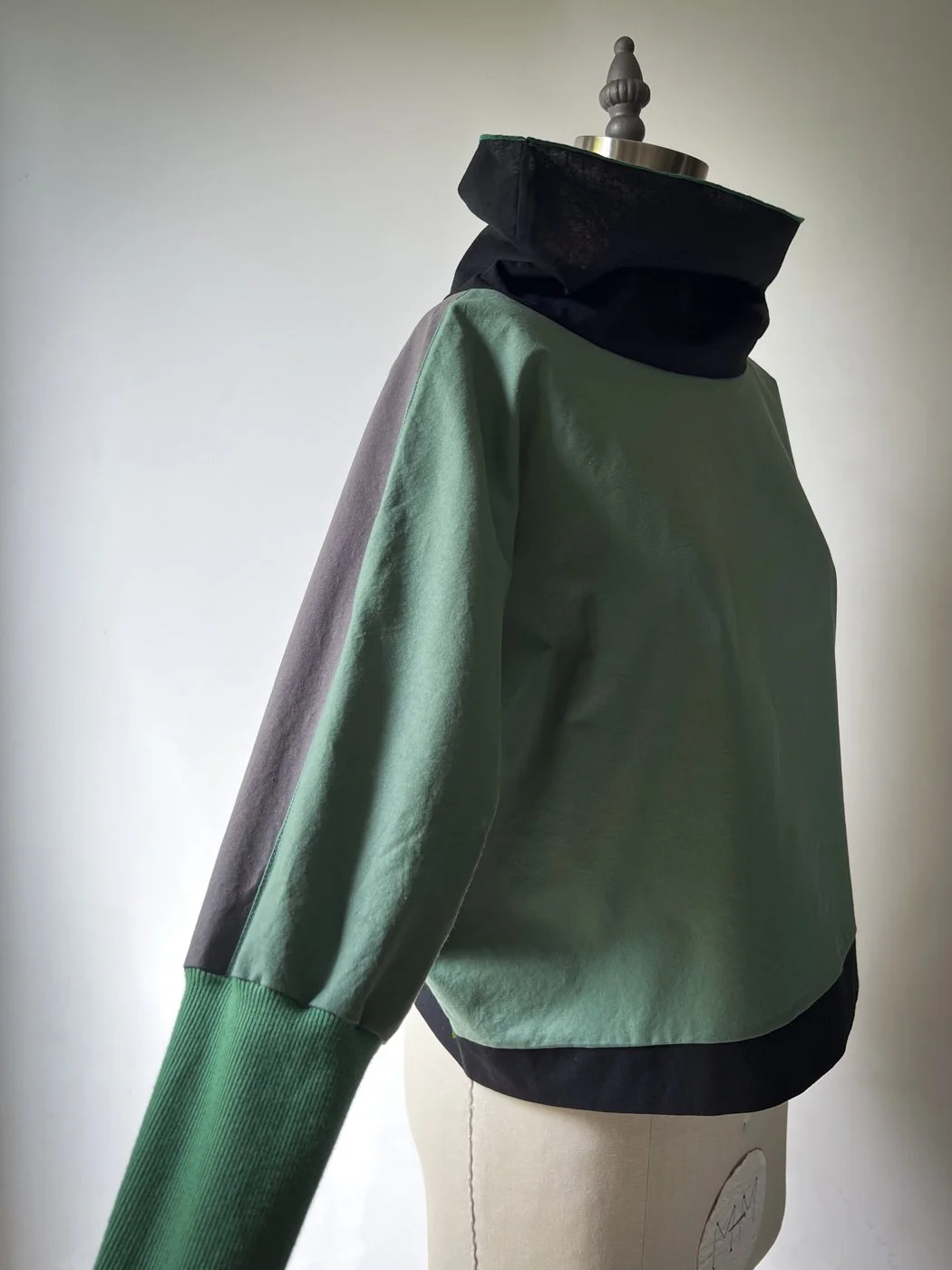 MACHIN-MACHINE-blouse-vert-taupe-5.jpg