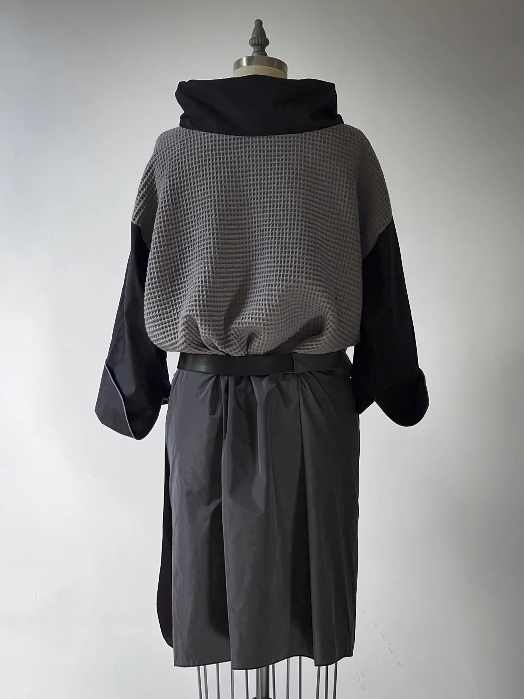 MACHIN-MACHINE-Robe-bleu-parachute-5.jpg