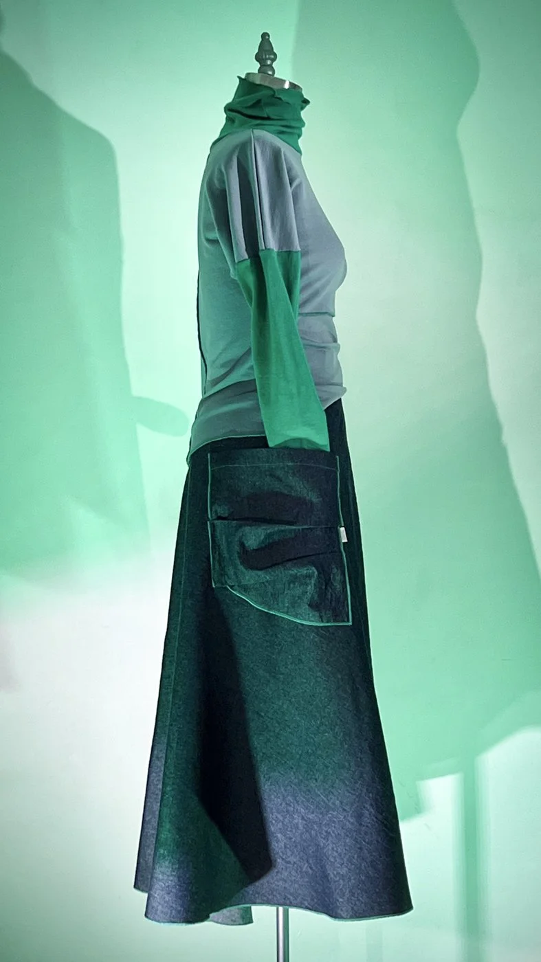 MACHIN-MACHINE-AVEC-jupette-longue-vert-3.jpg