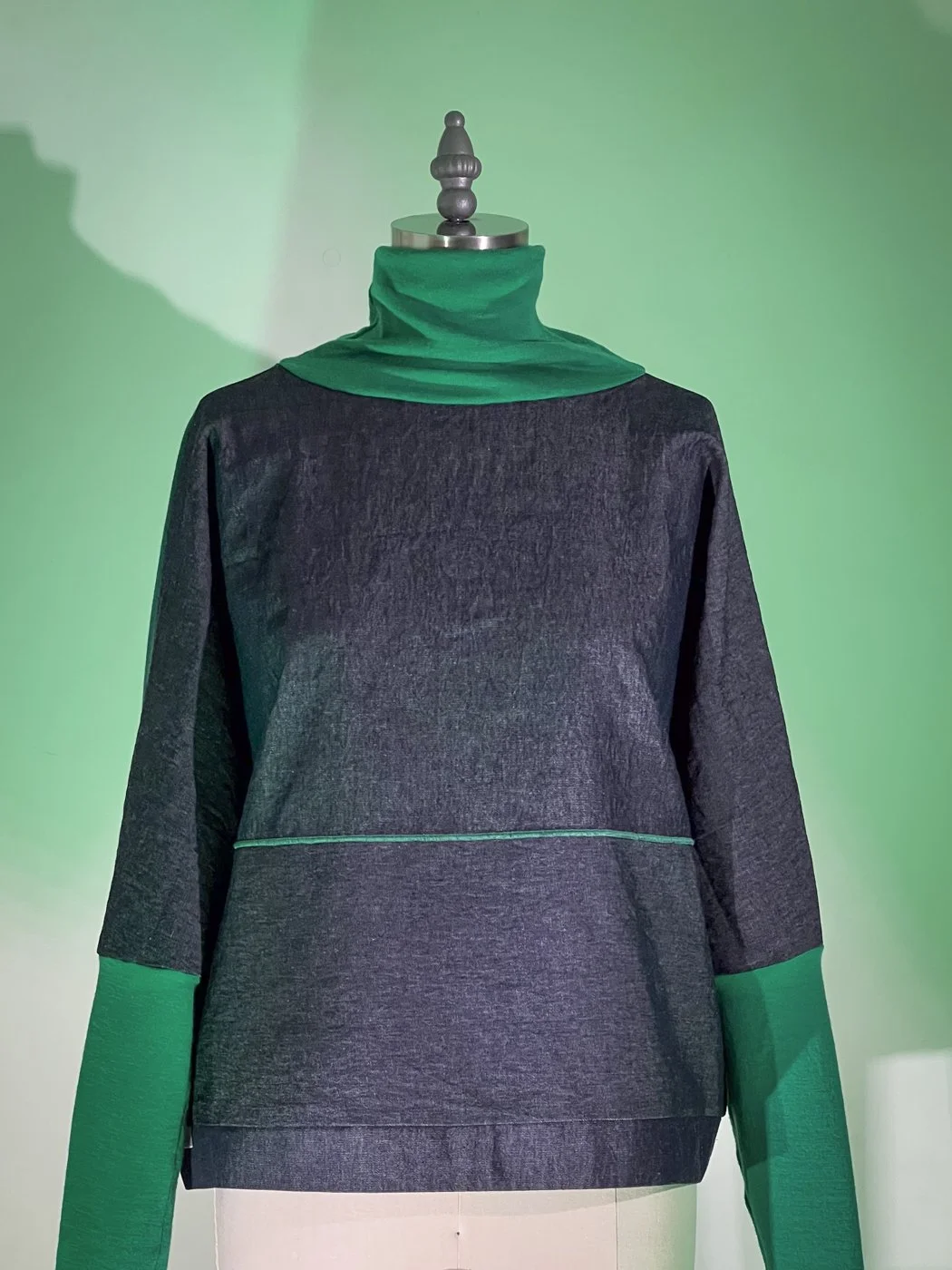MACHIN-MACHINE-AVEC-blouse-vert-2.jpg