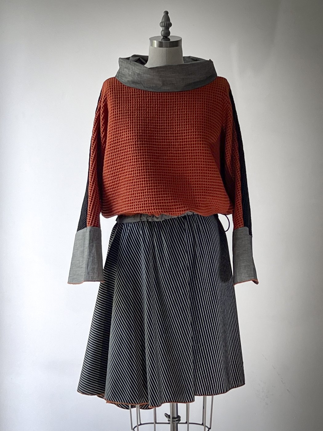MACHIN-MACHINE-Robe-Abeille-12.jpg