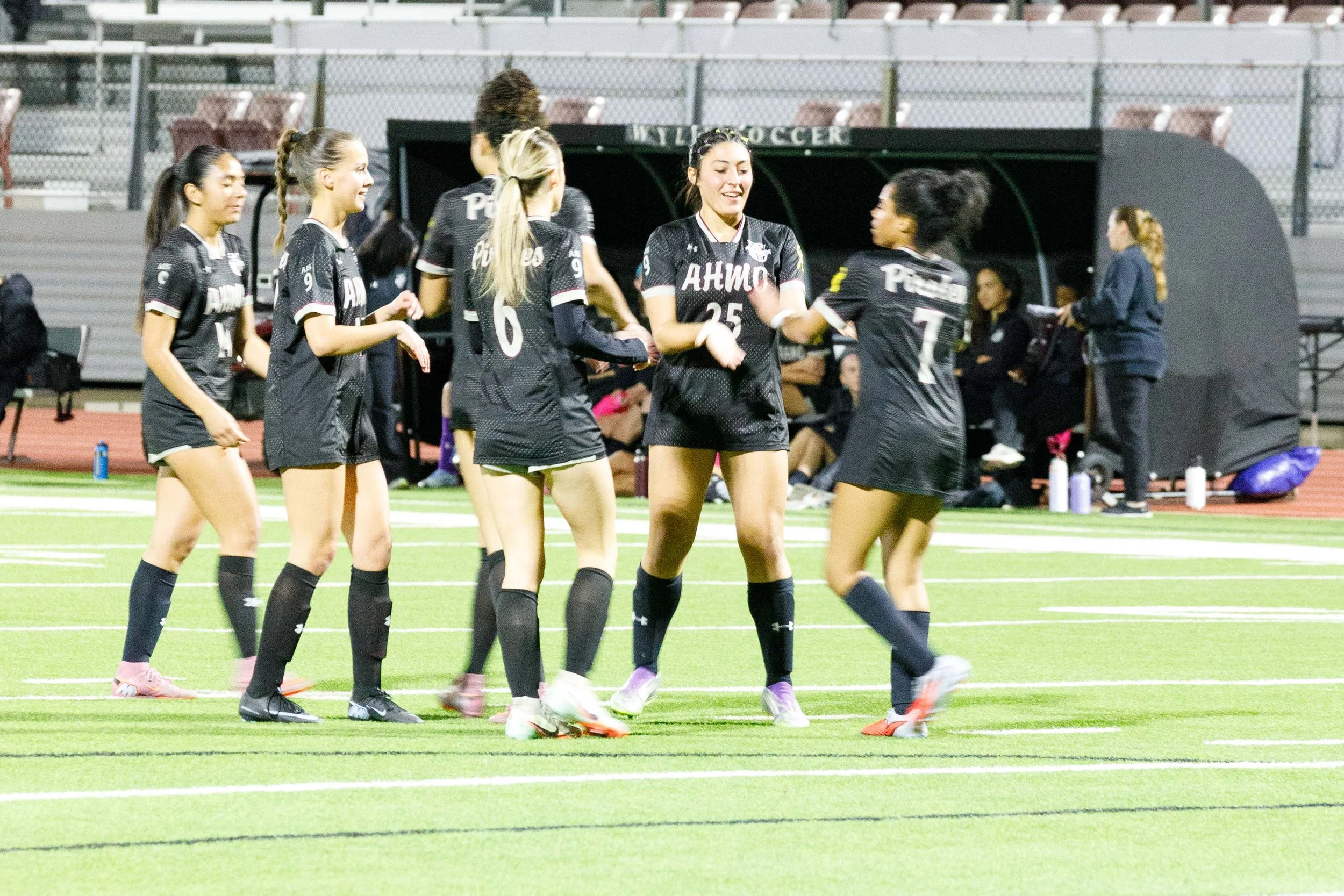vs South Garland_-129.jpg