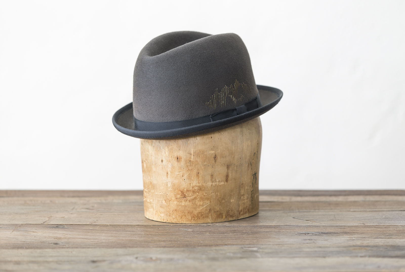 Frequency - Graphite