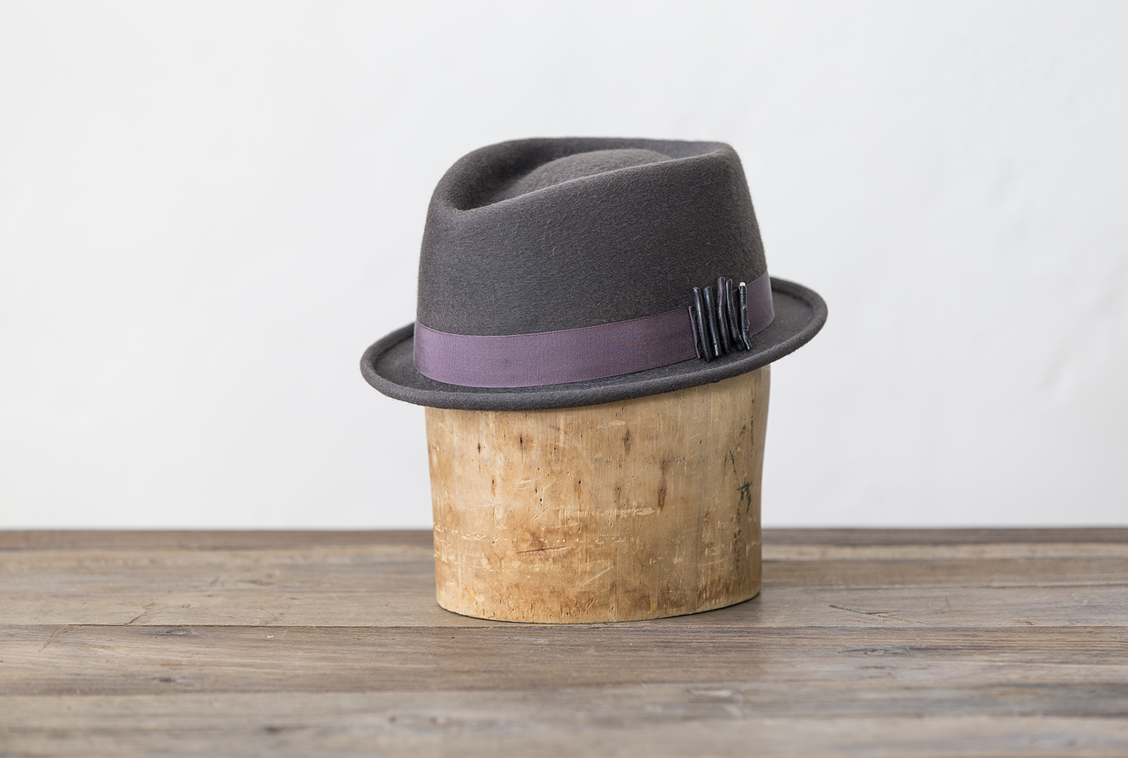 Coral Corral - Graphite