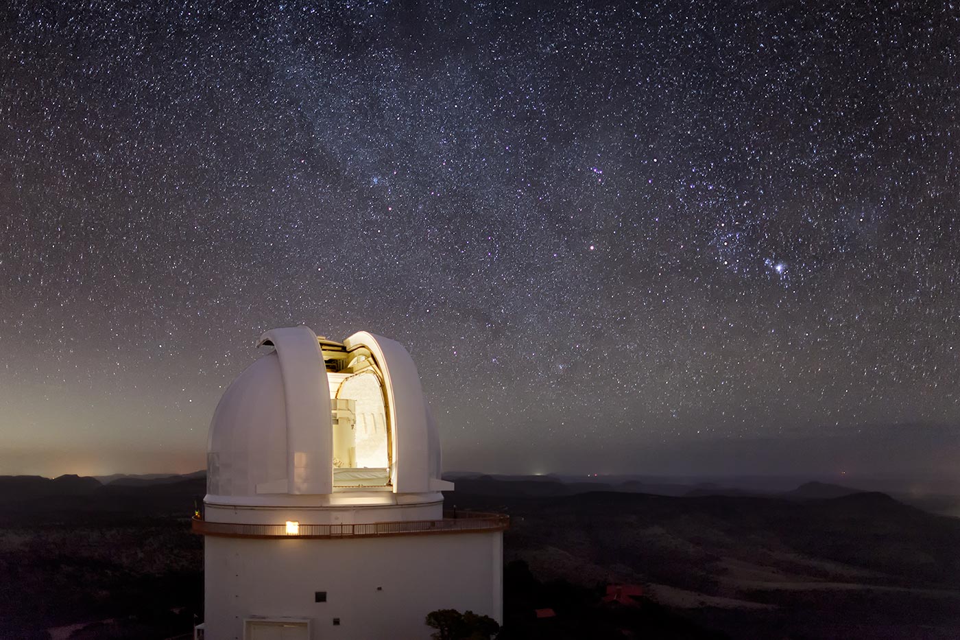 McDonald-Observatory-ABP-Harlan-Smith-Telescope.jpg