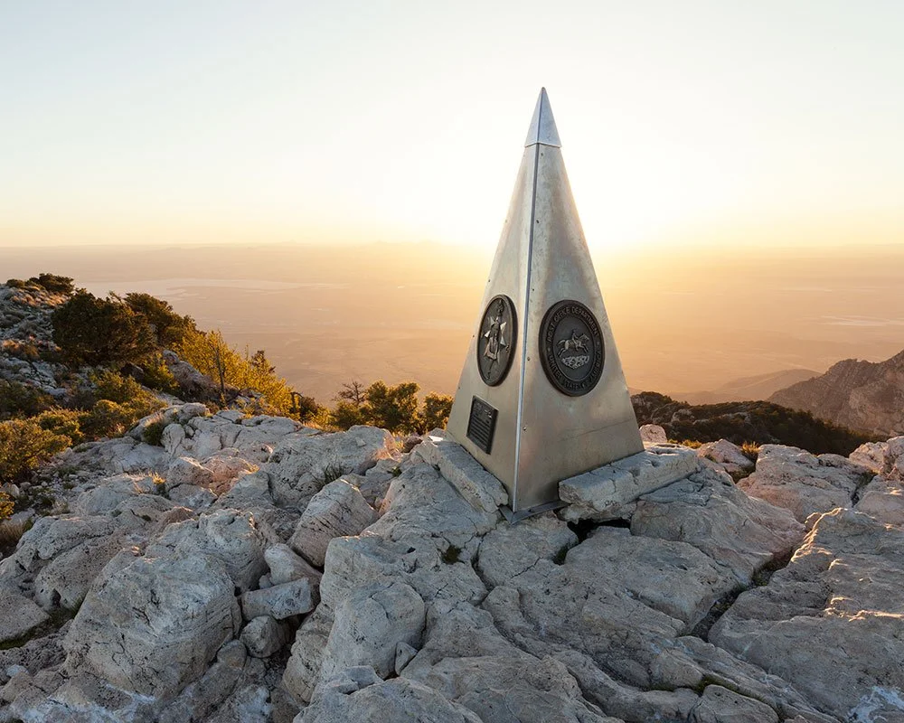 Guadalupe-Peak-Monument.jpg