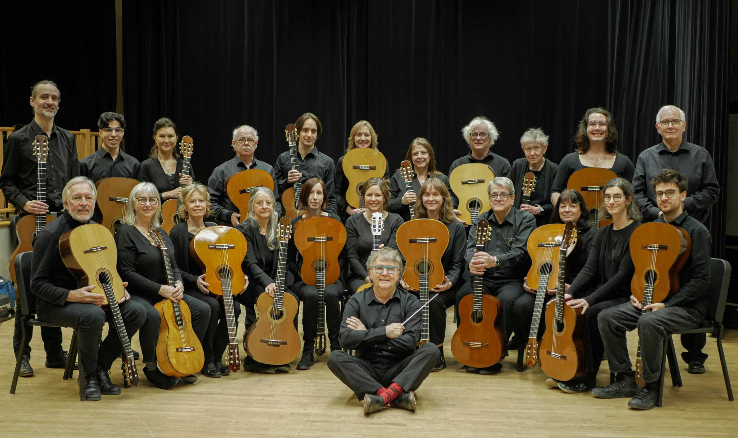 Solo avec l'Orchestre de la Société de guitare de Montréal