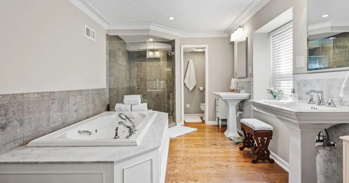 Common Bathroom Issues in Missouri Homes