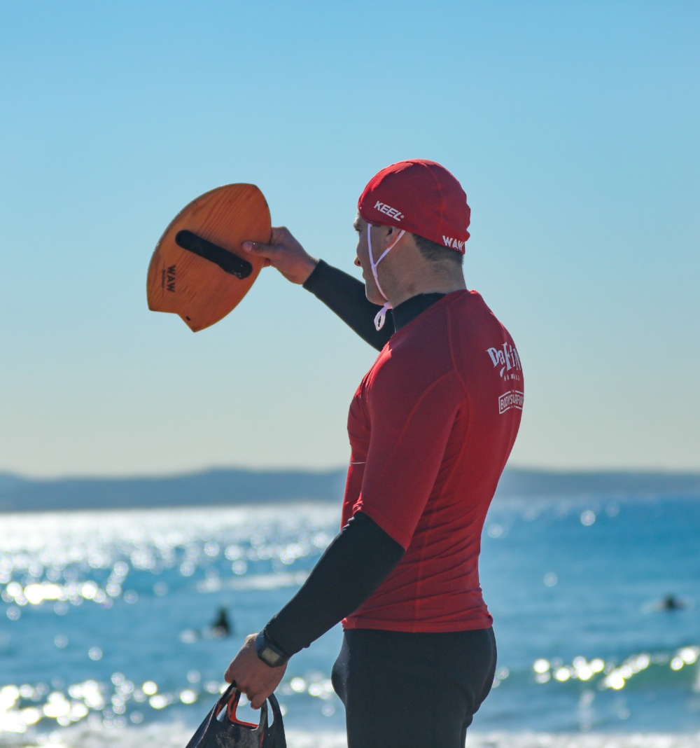 Whomp Off Australia Photo by Mark Hunter