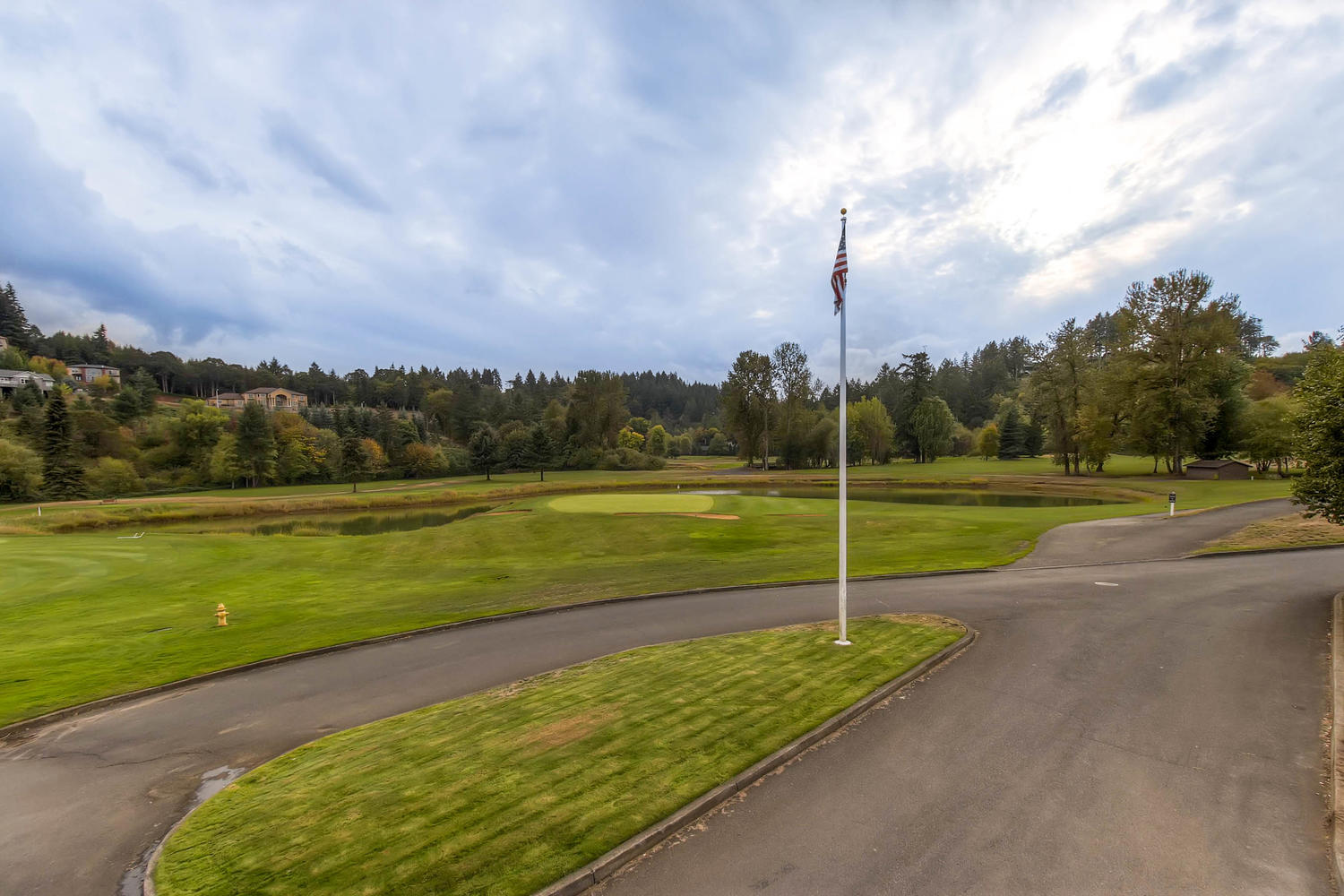 450 Augusta st se Salem OR-large-033-24-Creekside Golf Club-1500x1000-72dpi.jpg