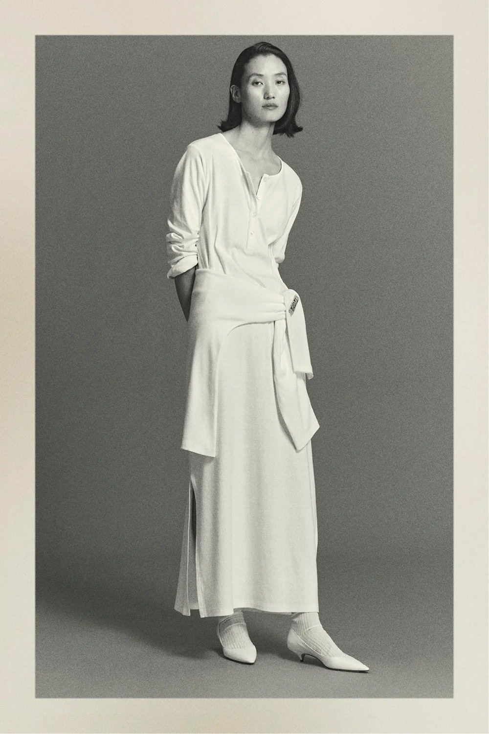 THE-ROW-Spring26-Vogue-Runway-9_0b5dbd2a-12e2-466e-8713-9c6084000b4d_1000x.jpg