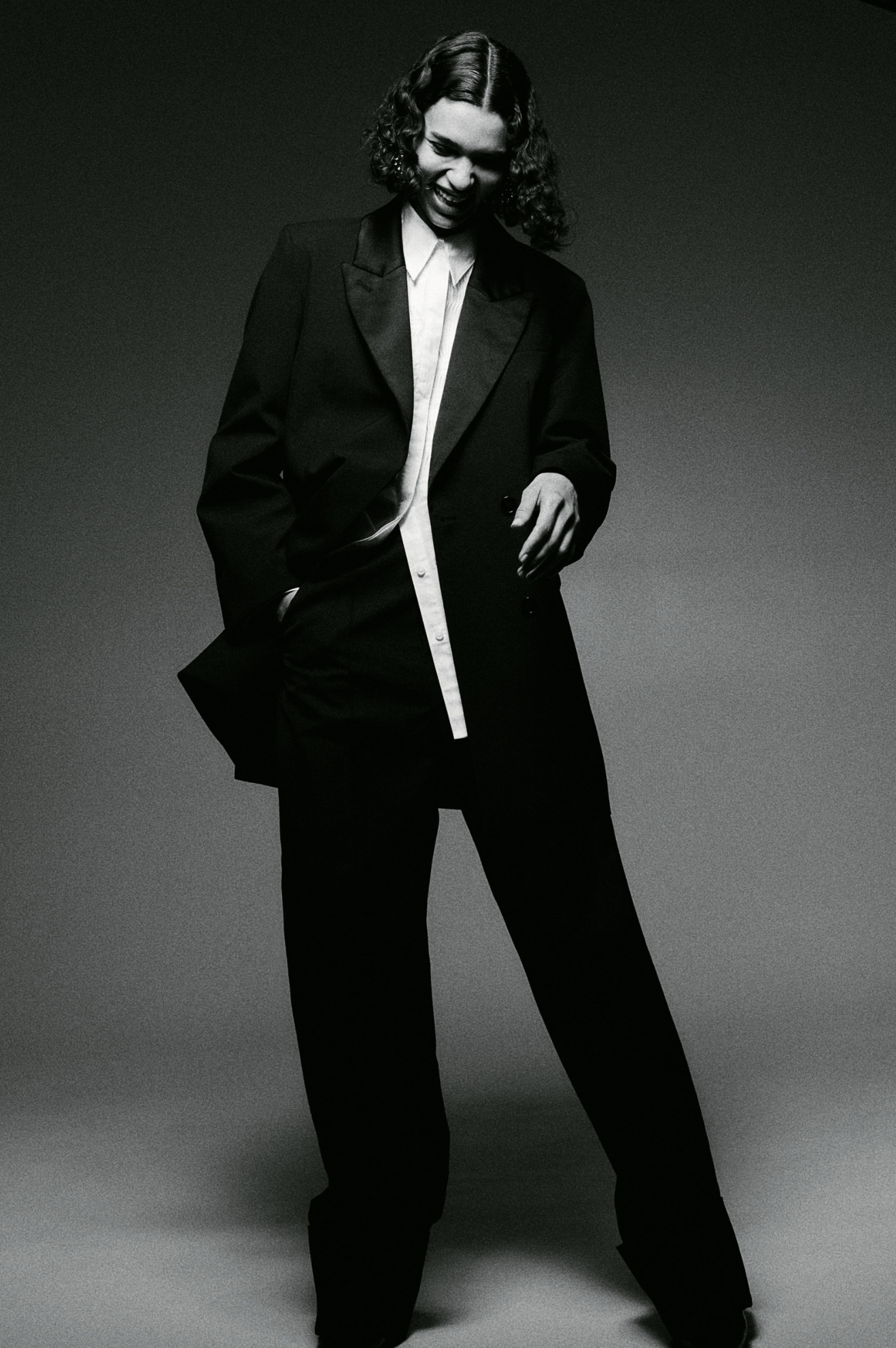 BLACK_TUX_JKT_5.png