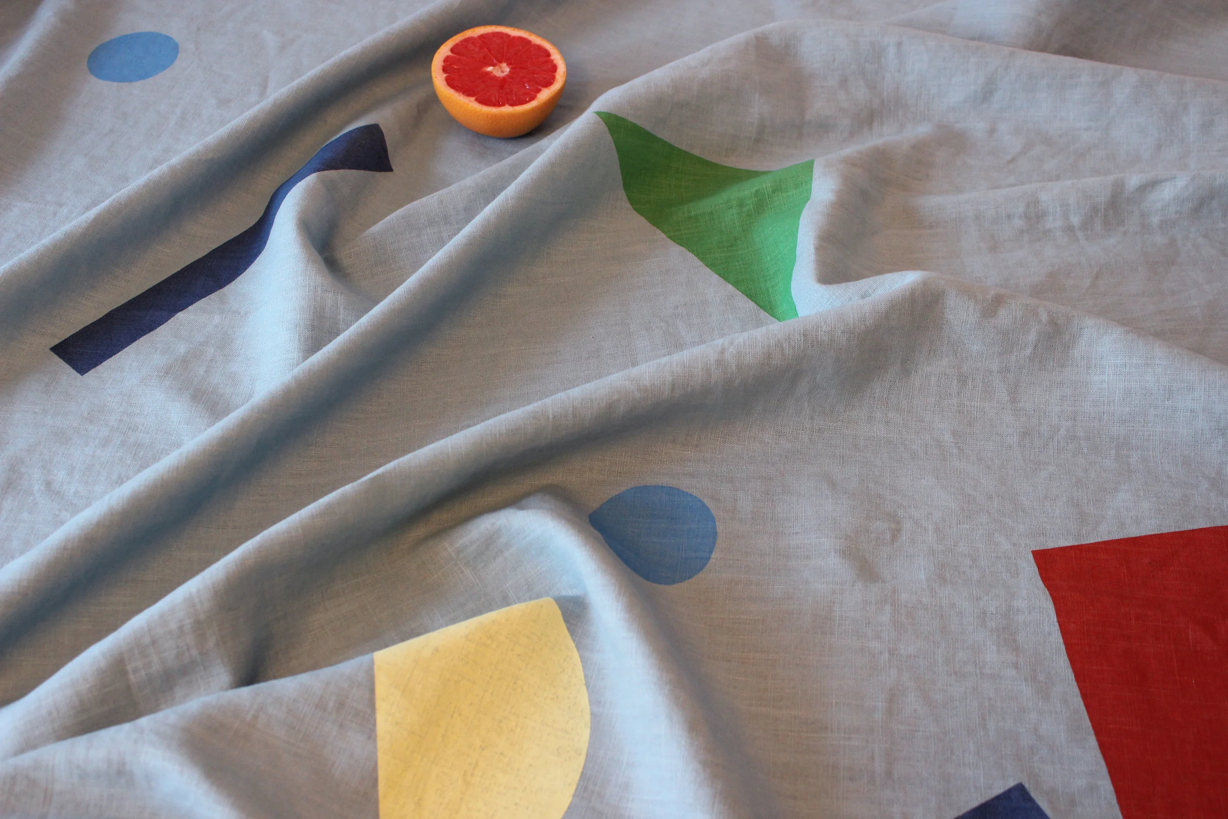 Linen throw screen printed by hand
