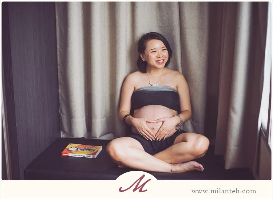 modern-maternity-portrait_0001.jpg