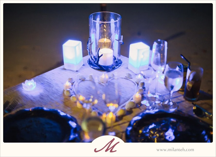 romantic-dining-at-beach