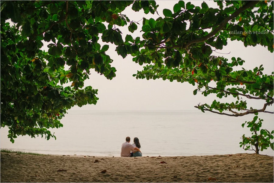 batu ferringghi-beach-couple-photo