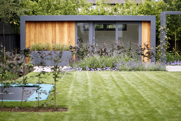 Garden studio in Richmond Park Garden Design 