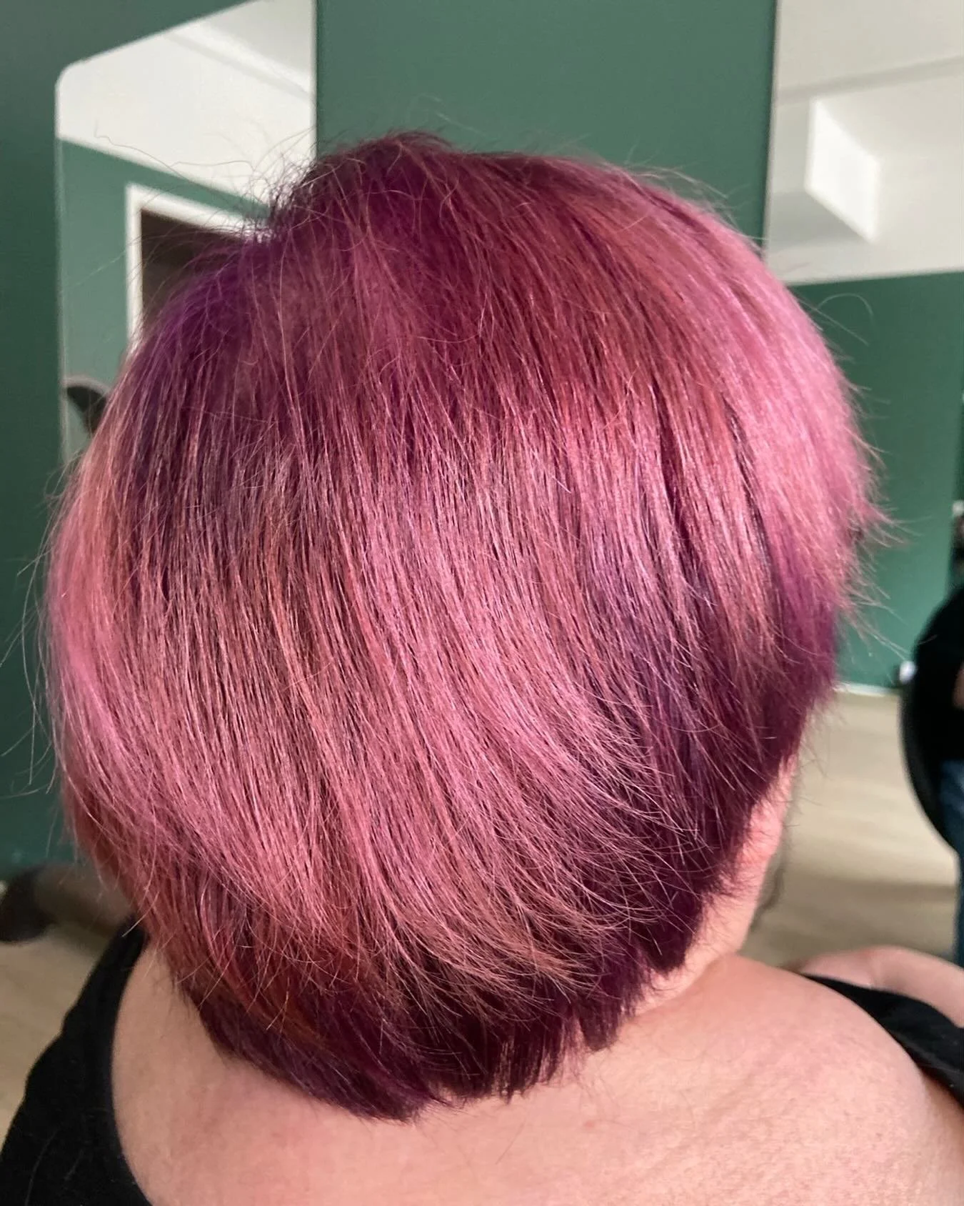 Karkkihiukset - Candyviolet tharmaalle omalle pohjalle @margitngangjoh T&auml;m&auml; v&auml;ri vain paranee ajan kanssa.