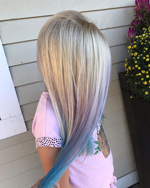 Such a beautiful transition of colors 💜💙 @lee_ann5 @beautybyleeann