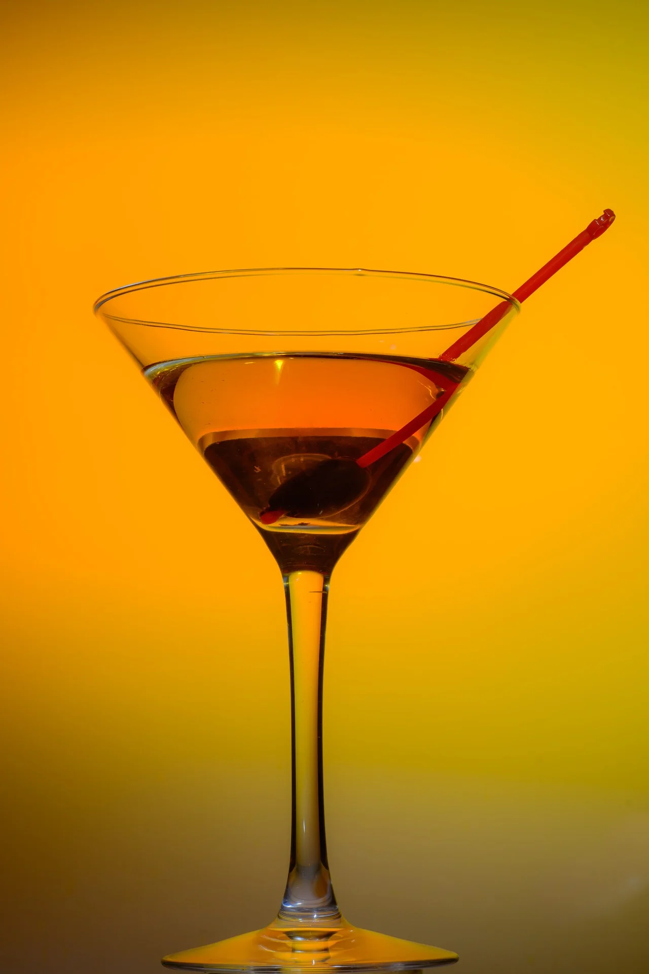glass-1183437_1920.jpg