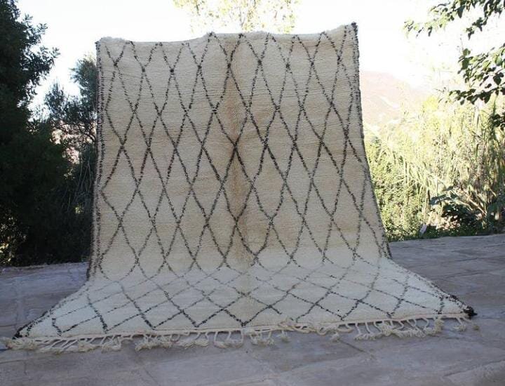 Moroccan-Berber-Carpets-Vintage-Beni-Ouarain-Carpet-2.jpeg