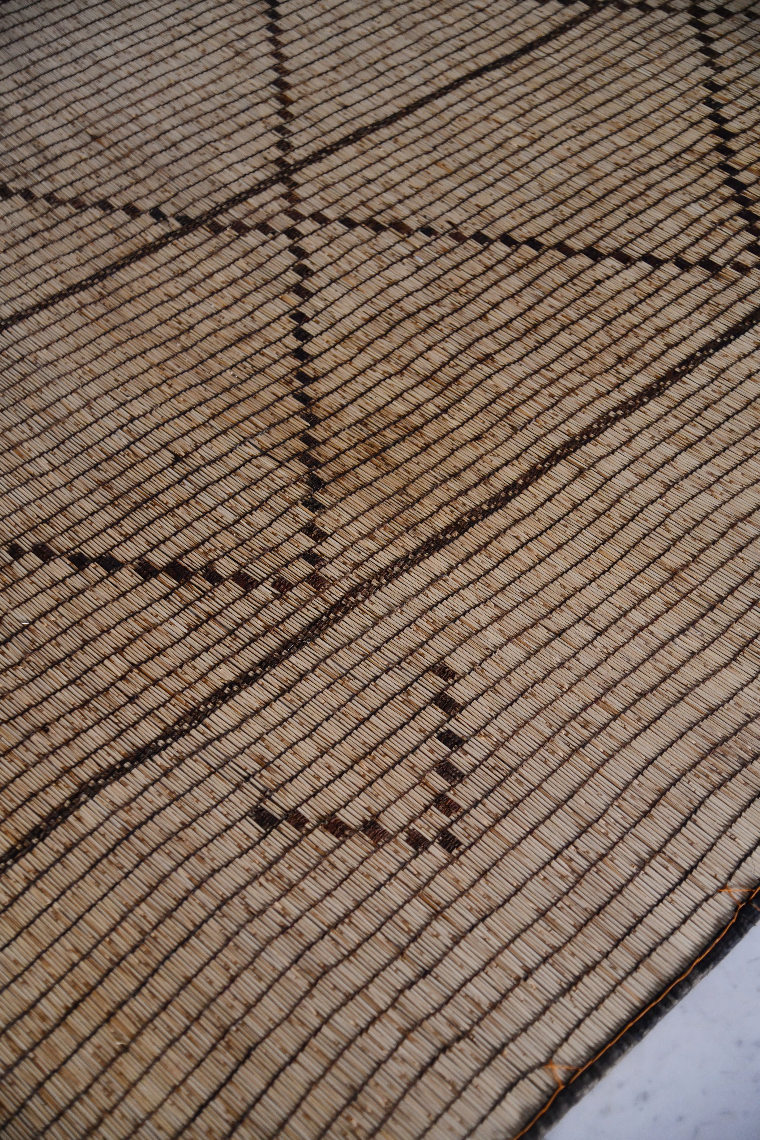 Tuareg mat image, Tuareg rug with line design