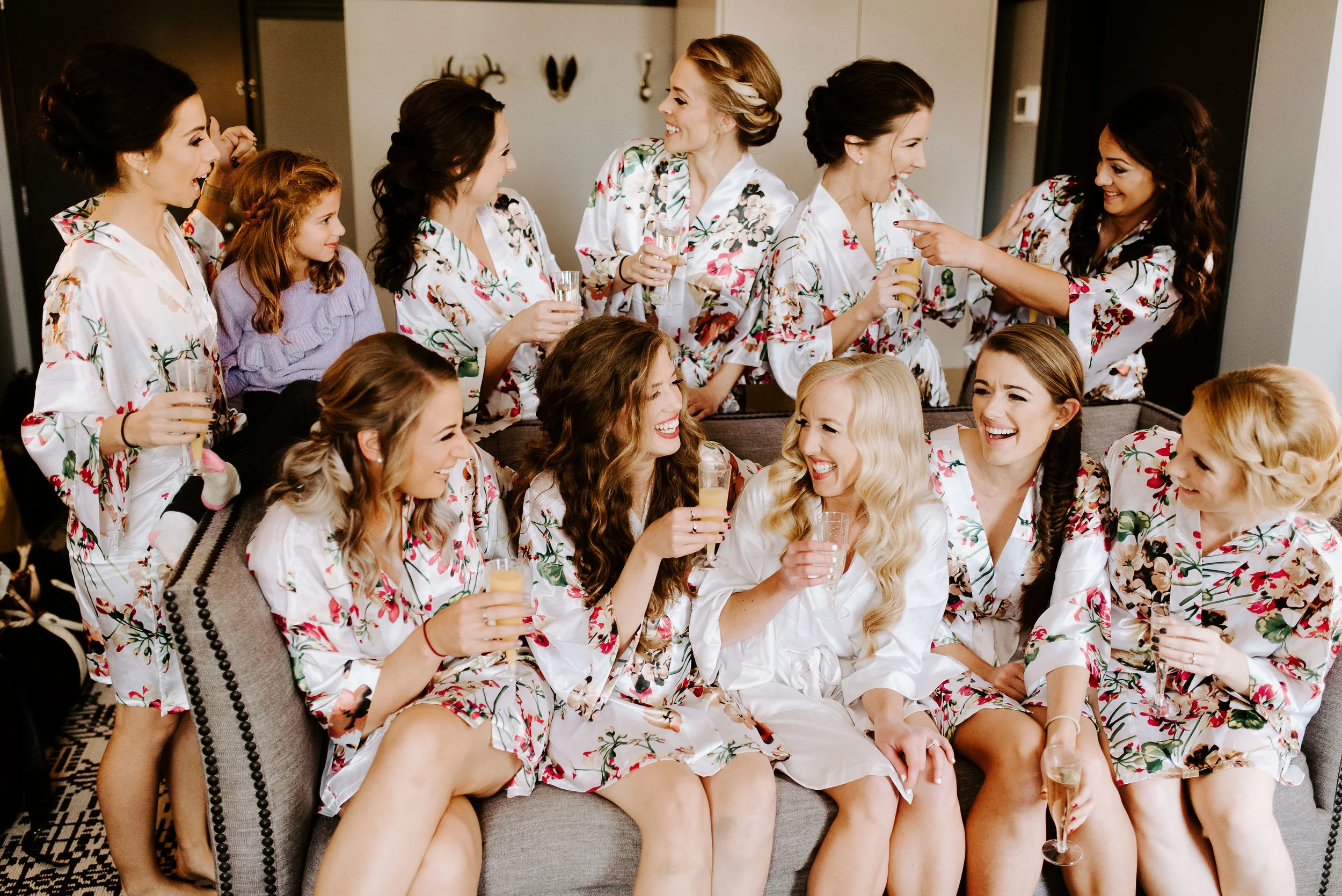 Winehaven-Winery-Wedding-Bridesmaids-Minneapolis-MN.jpg