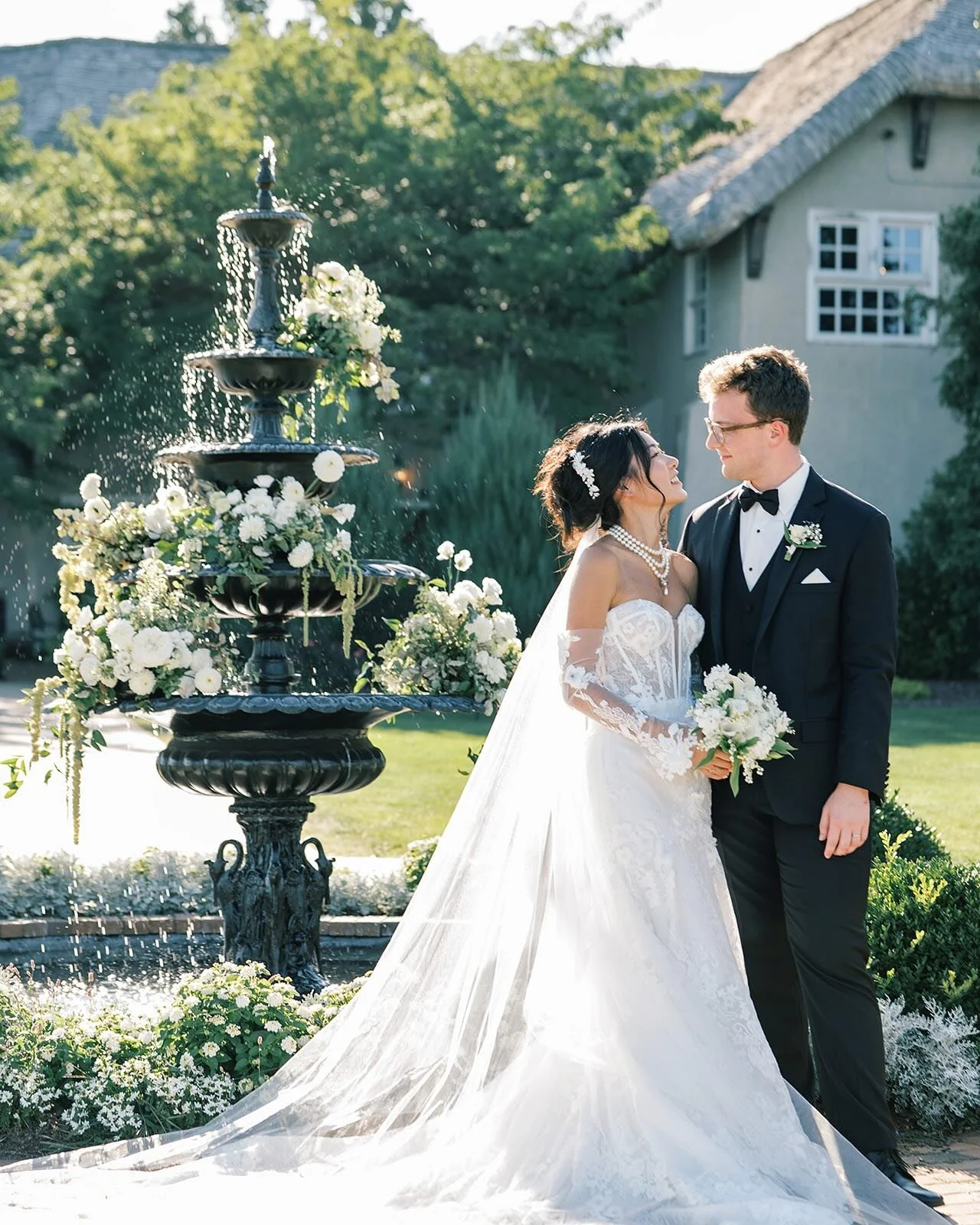 A glimpse into Yi &amp; Grant&rsquo;s best day ever ✨

photo @lollipopmedia_mn