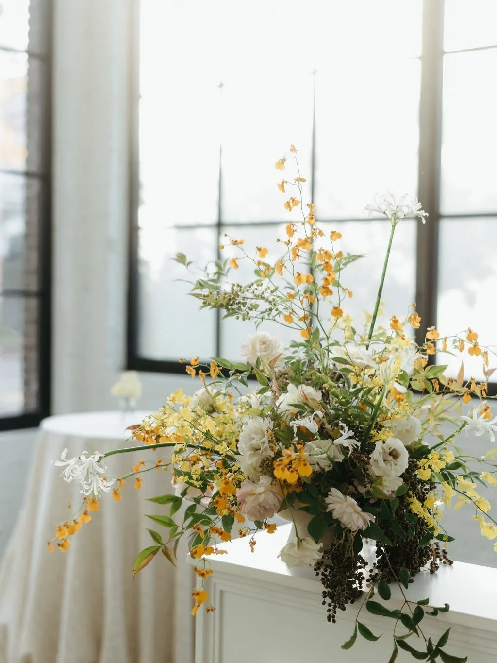 Kicking off the new year with some favorite details from A&amp;E&rsquo;s fall wedding at @thewhimevents ✨

photo @clewellphotography