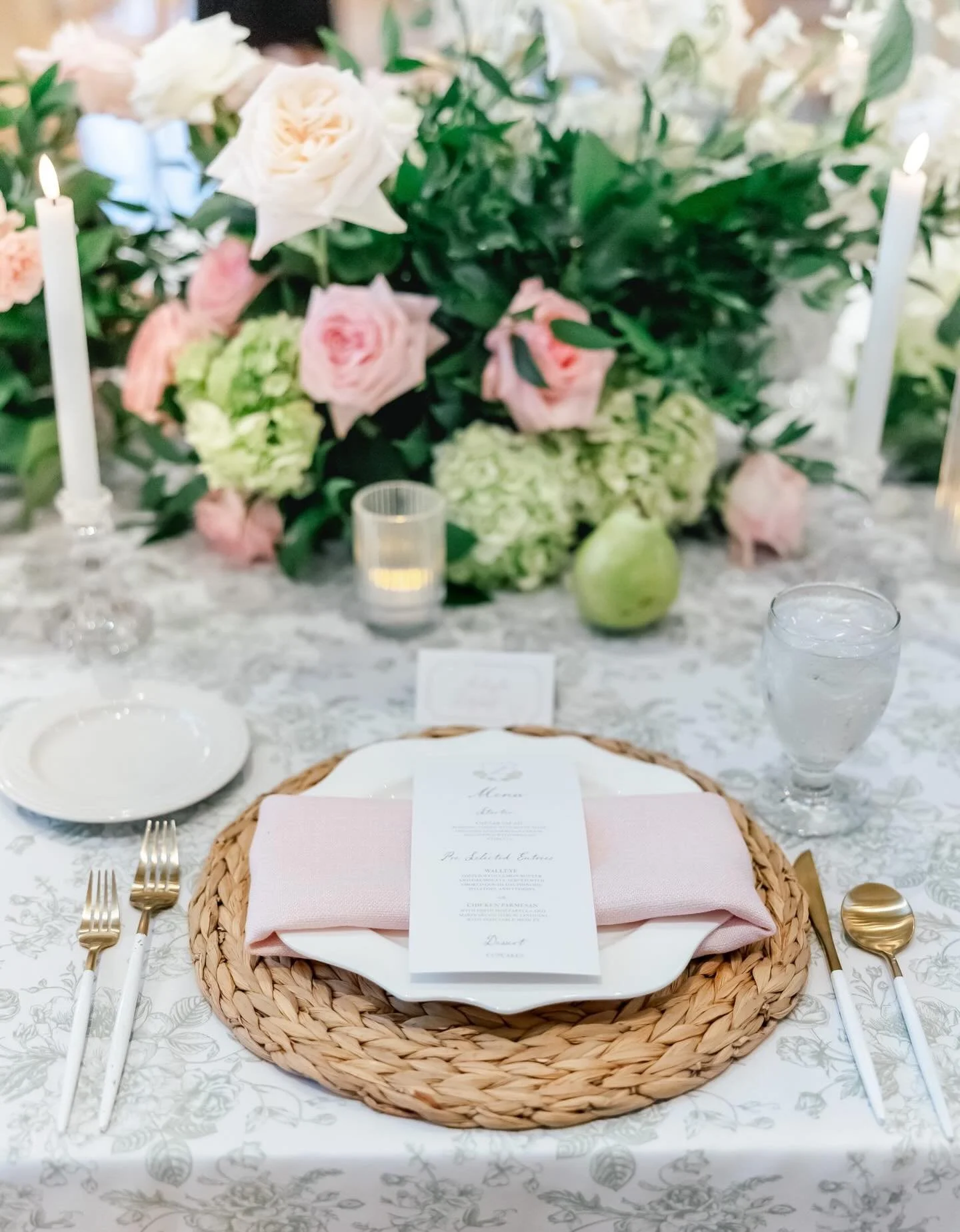 Dreaming of spring&hellip; 🌸🌼🐇

photo @lindseywhitephoto